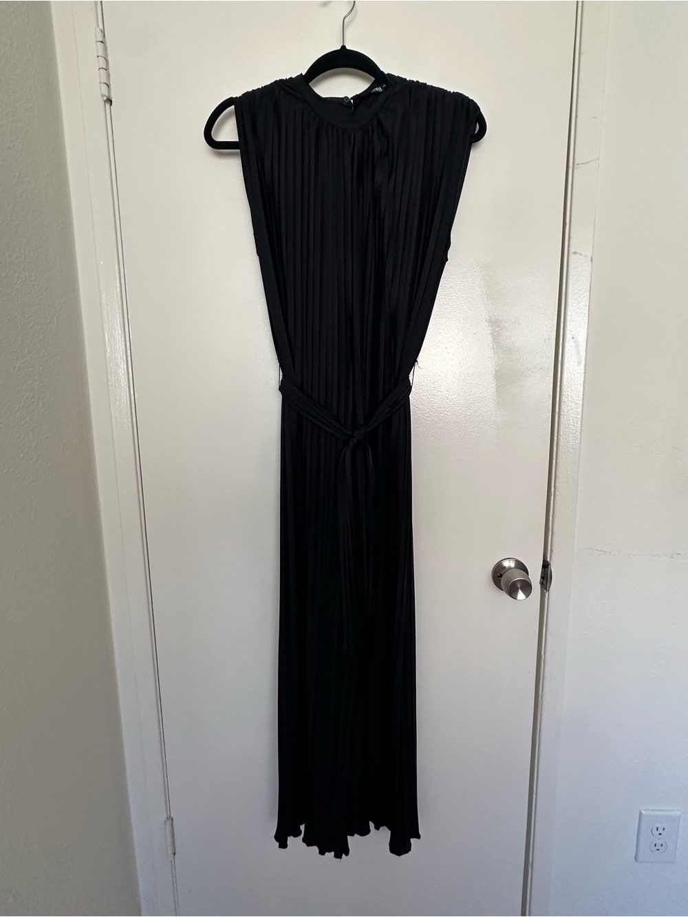 Zara Black Pleated Sleeveless Jumpsuit with Waist Tie